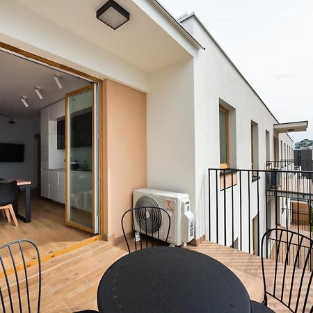 Wola Skwer Sunny Apartment Varsóvia Exterior foto