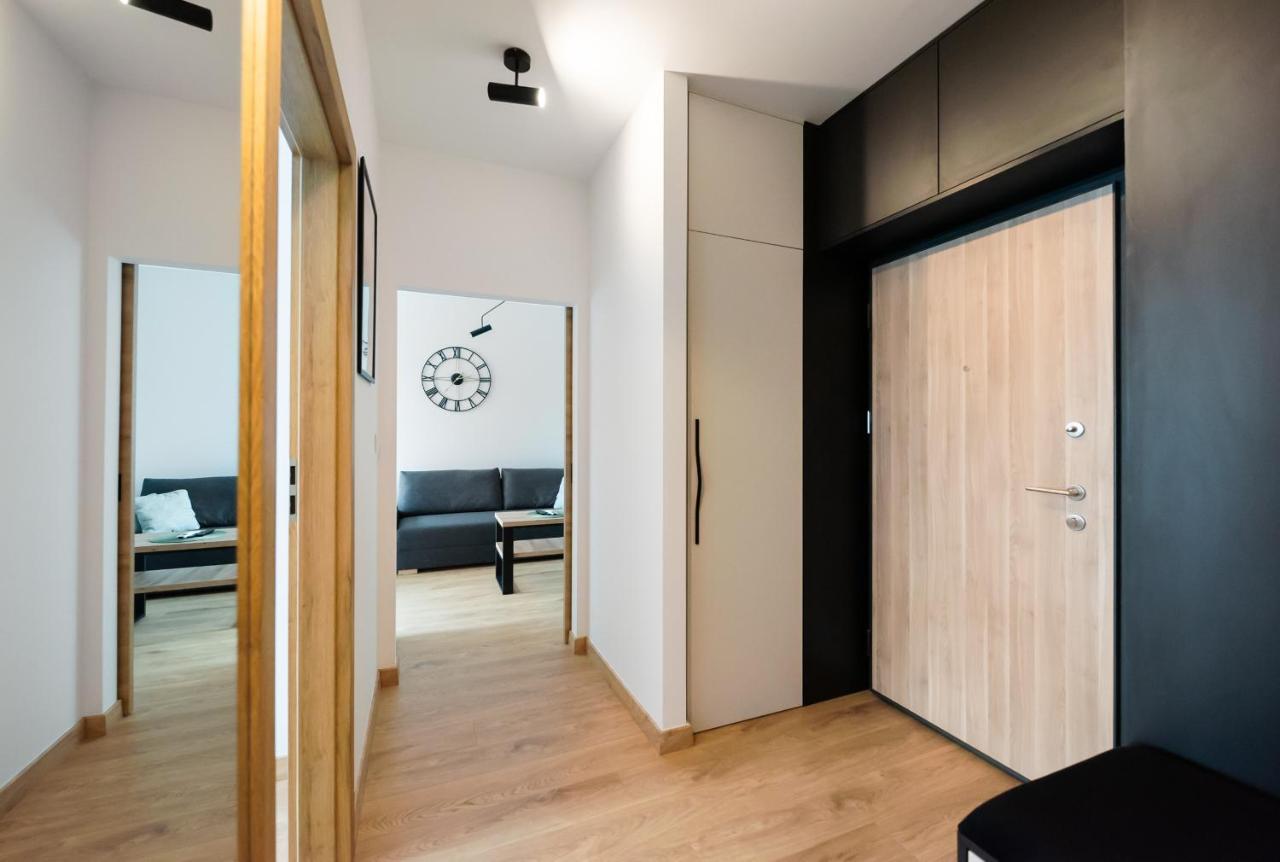 Wola Skwer Sunny Apartment Varsóvia Exterior foto
