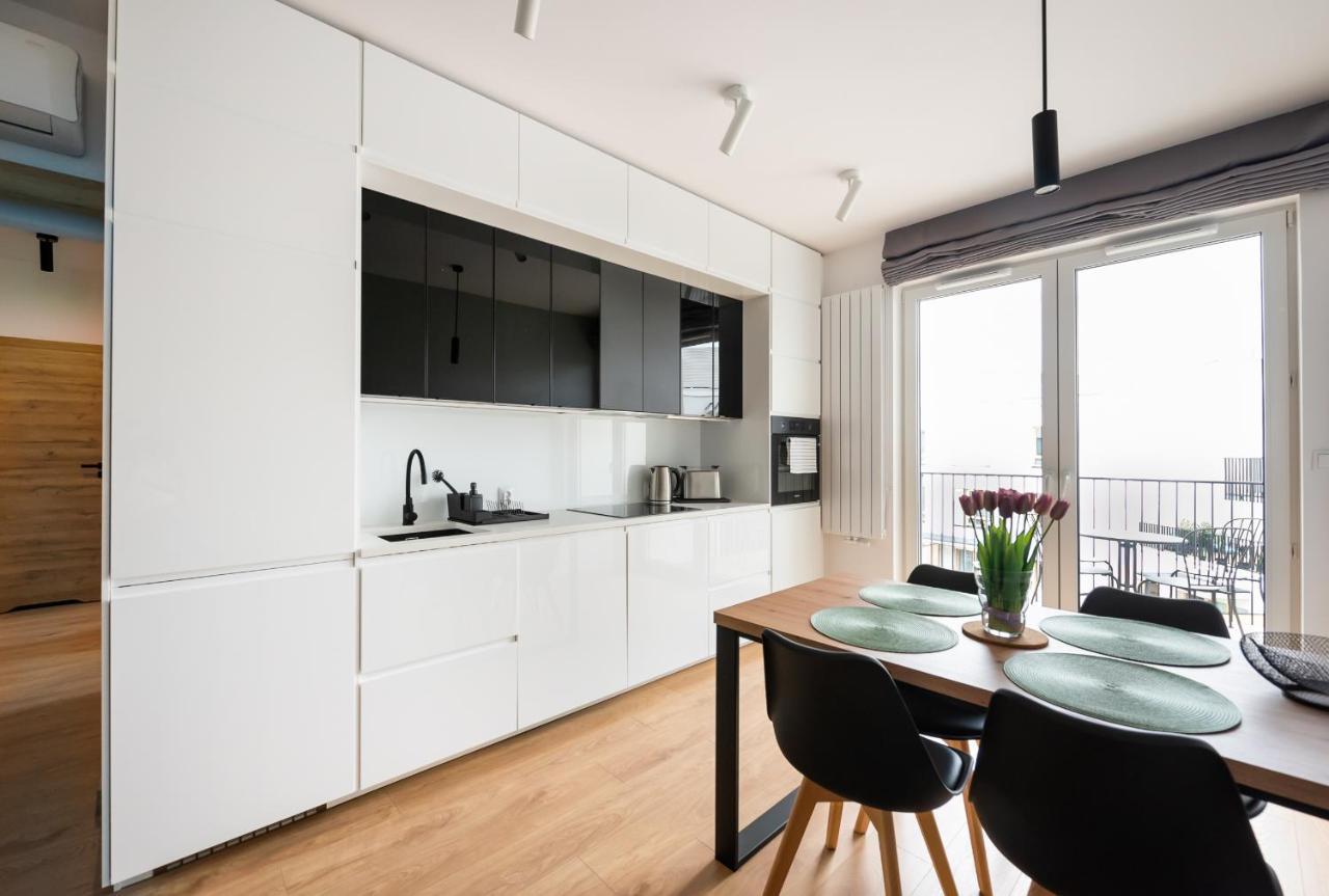 Wola Skwer Sunny Apartment Varsóvia Exterior foto