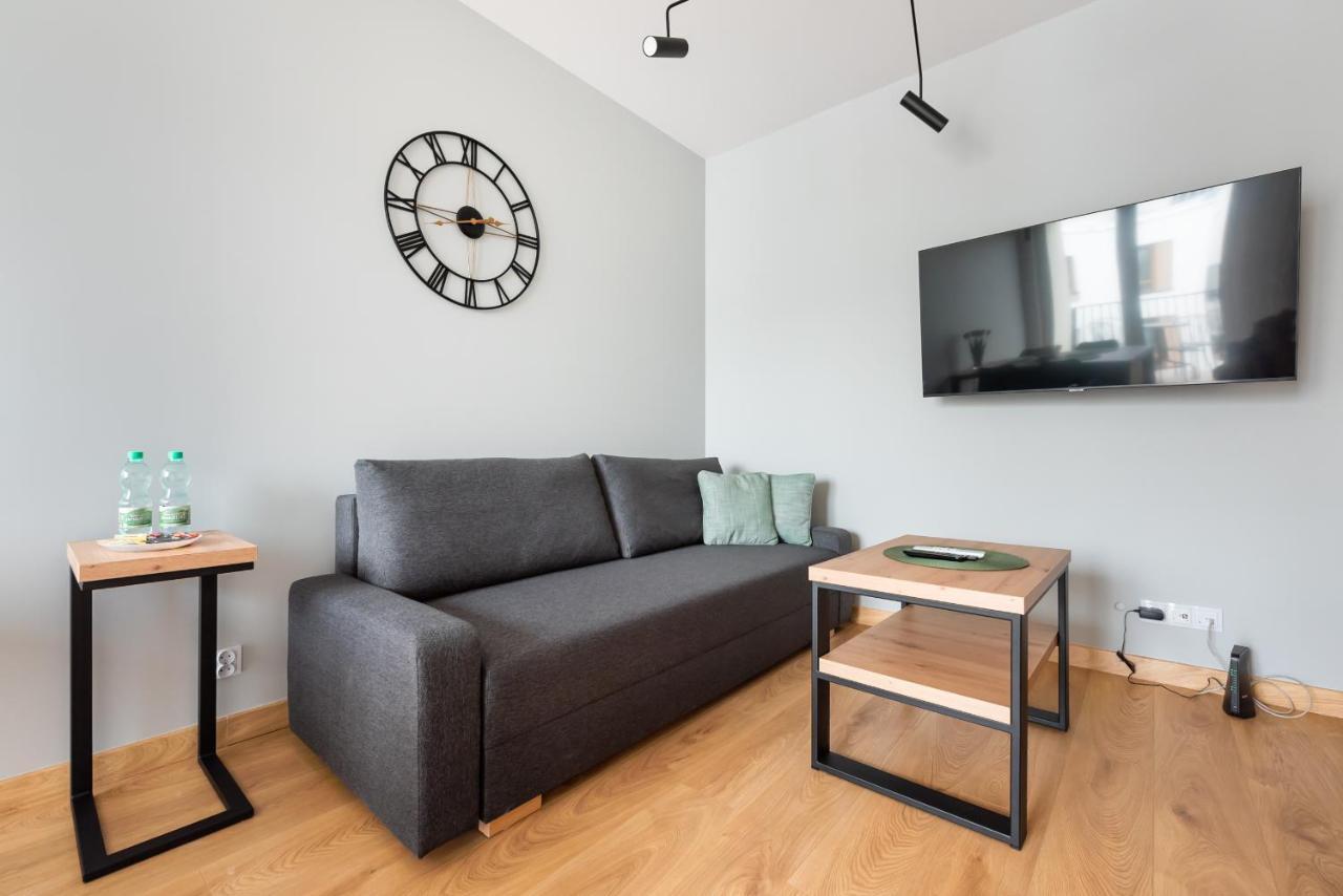 Wola Skwer Sunny Apartment Varsóvia Exterior foto